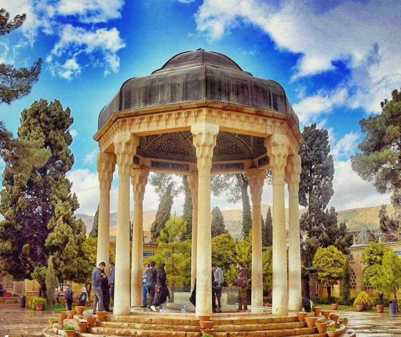 مقبره حافظ در شیراز