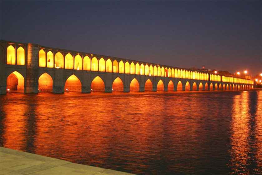 پل سی و سه پل اصفهان